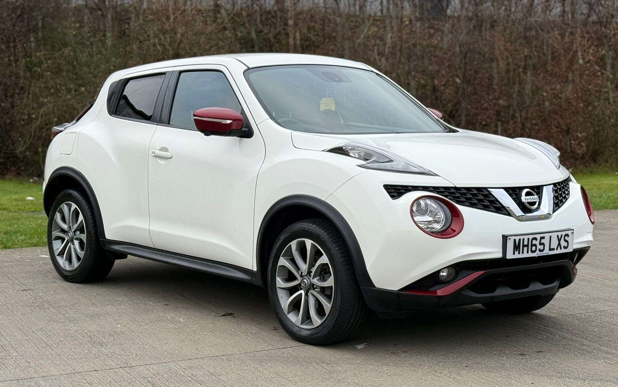 A 2016 NISSAN JUKE 1.5 dCi Tekna SUV 5dr Diesel Manual Euro 6 (s/s) (110 ps) A 2016 NISSAN JUKE 1.5 dCi Tekna SUV 5dr Diesel Manual Euro 6 (s/s) (110 ps)