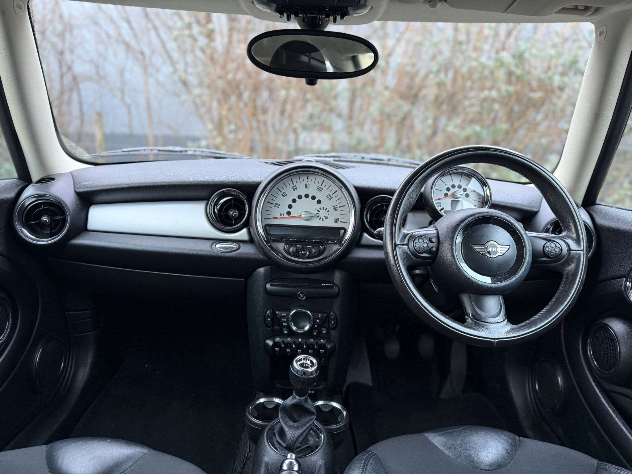 2011 MINI HATCH 2011 MINI HATCH