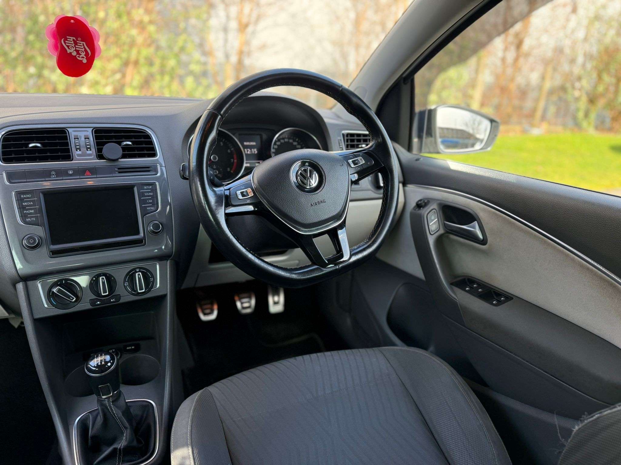 2015 VOLKSWAGEN POLO 2015 VOLKSWAGEN POLO