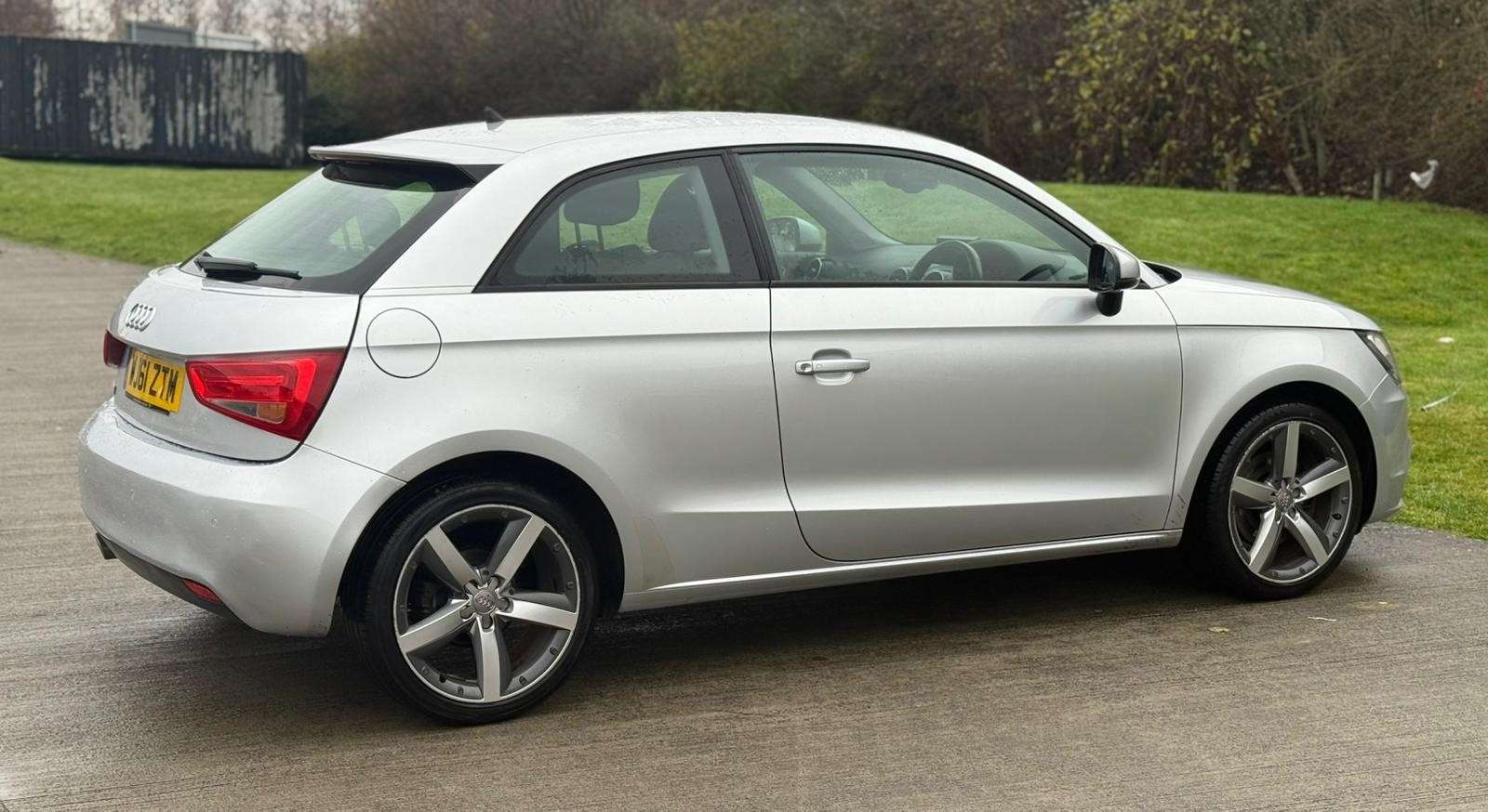 2011 AUDI A1 2011 AUDI A1