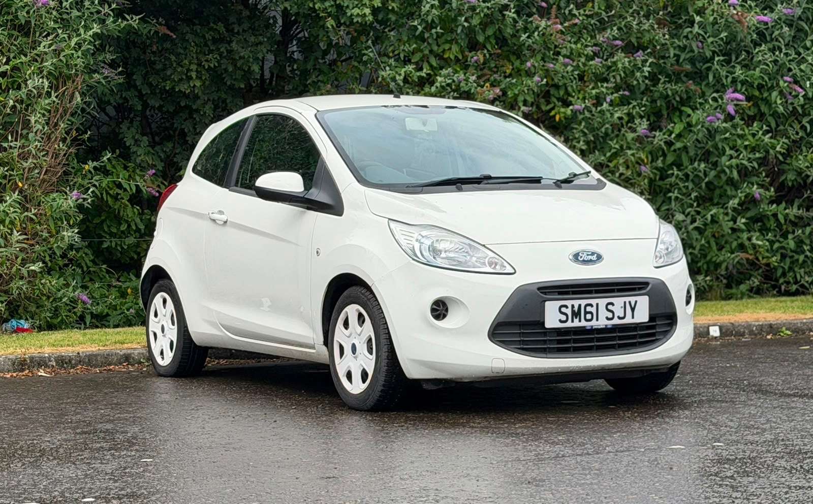 A 2012 FORD KA 1.2 Edge Hatchback 3dr Petrol Manual Euro 5 (s/s) (69 ps) A 2012 FORD KA 1.2 Edge Hatchback 3dr Petrol Manual Euro 5 (s/s) (69 ps)