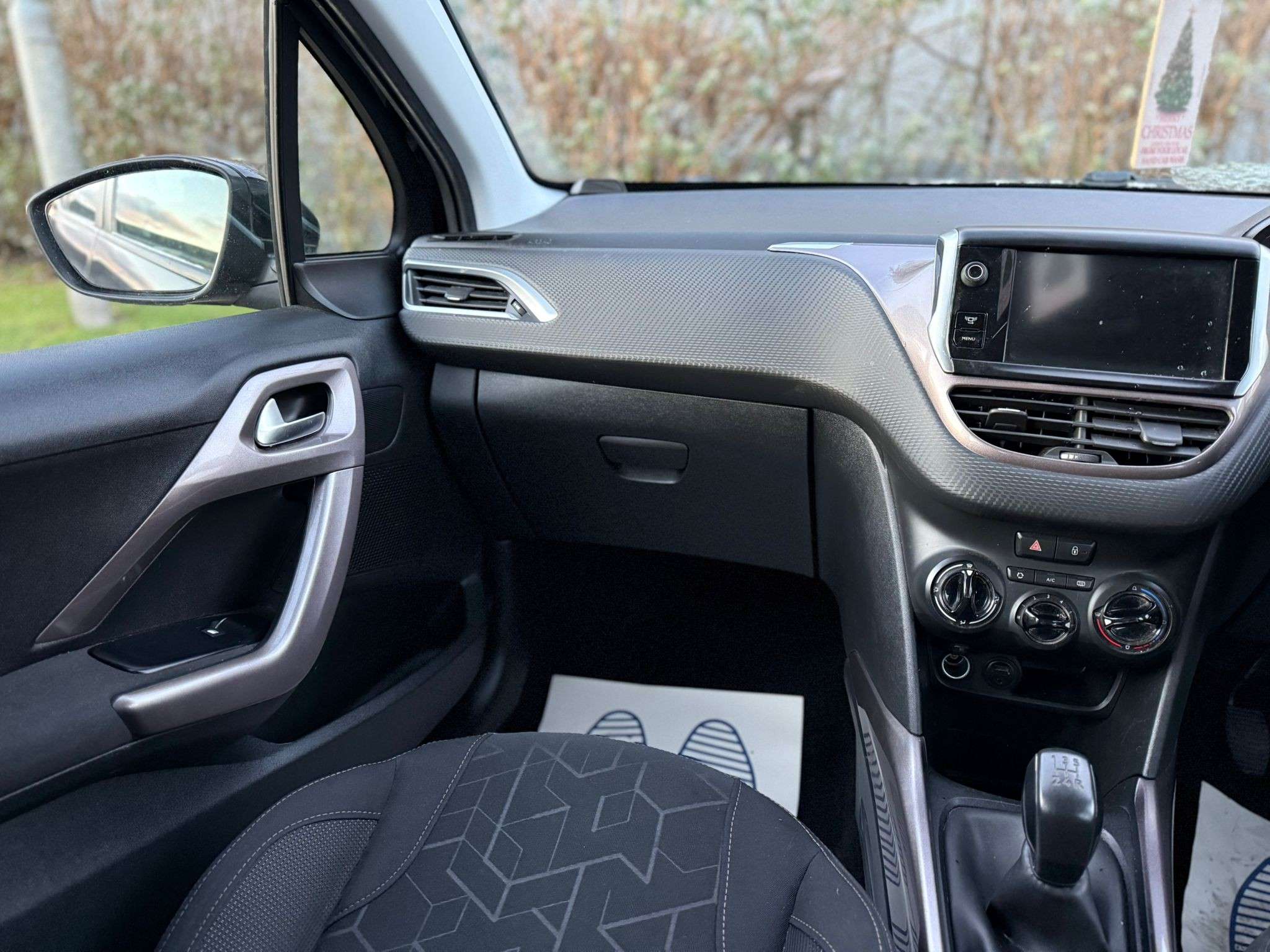 2014 PEUGEOT 2008 2014 PEUGEOT 2008