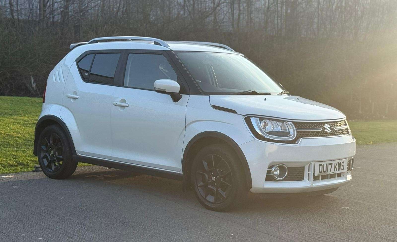 A 2017 SUZUKI IGNIS 1.2 Dualjet MHEV SZ5 Hatchback 5dr Petrol Hybrid Manual ALLGRIP Euro 6 (s/s) (90 ps) A 2017 SUZUKI IGNIS 1.2 Dualjet MHEV SZ5 Hatchback 5dr Petrol Hybrid Manual ALLGRIP Euro 6 (s/s) (90 ps)