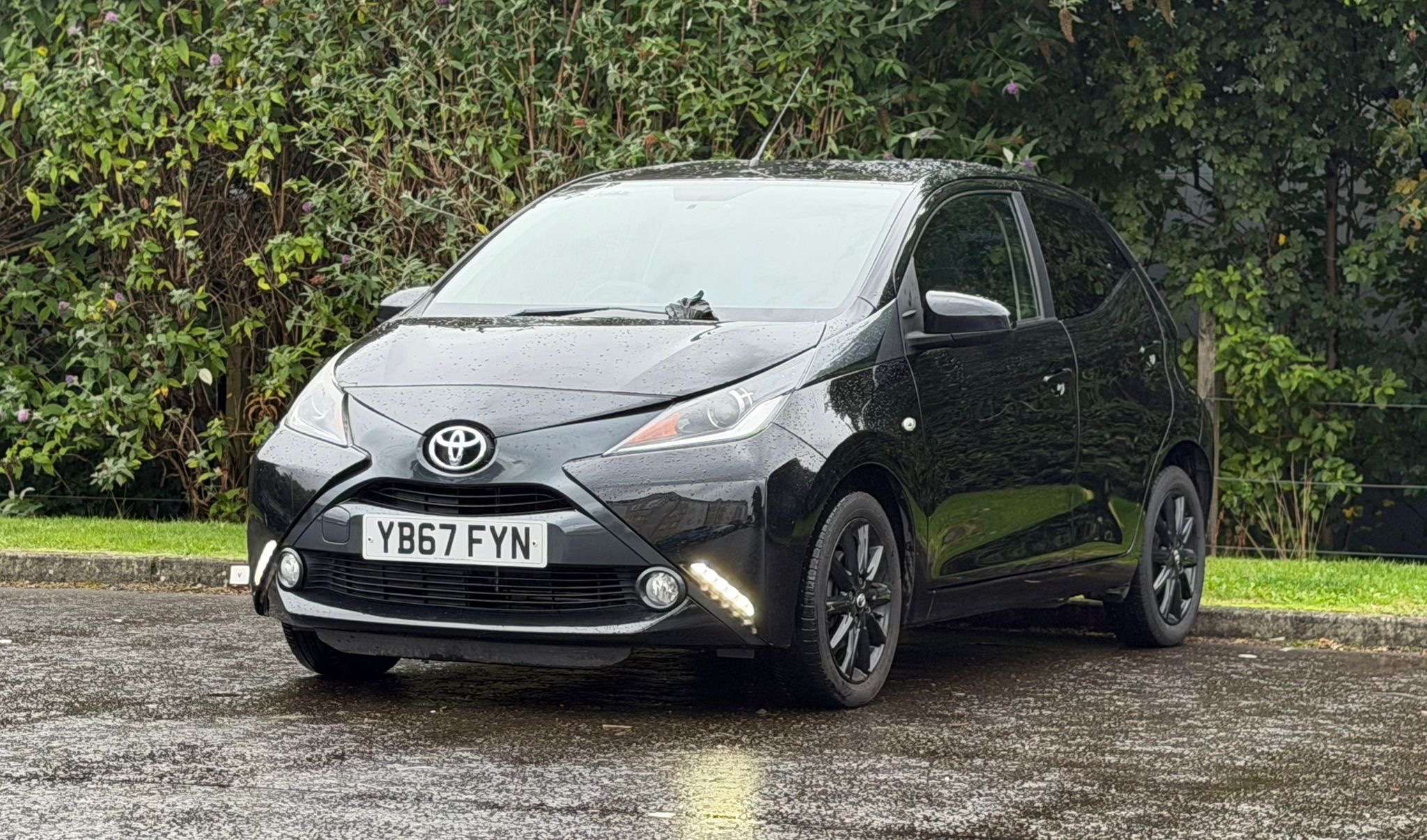A 2017 TOYOTA AYGO 1.0 VVT-i x-style Hatchback 5dr Petrol Manual Euro 6 (68 ps) A 2017 TOYOTA AYGO 1.0 VVT-i x-style Hatchback 5dr Petrol Manual Euro 6 (68 ps)