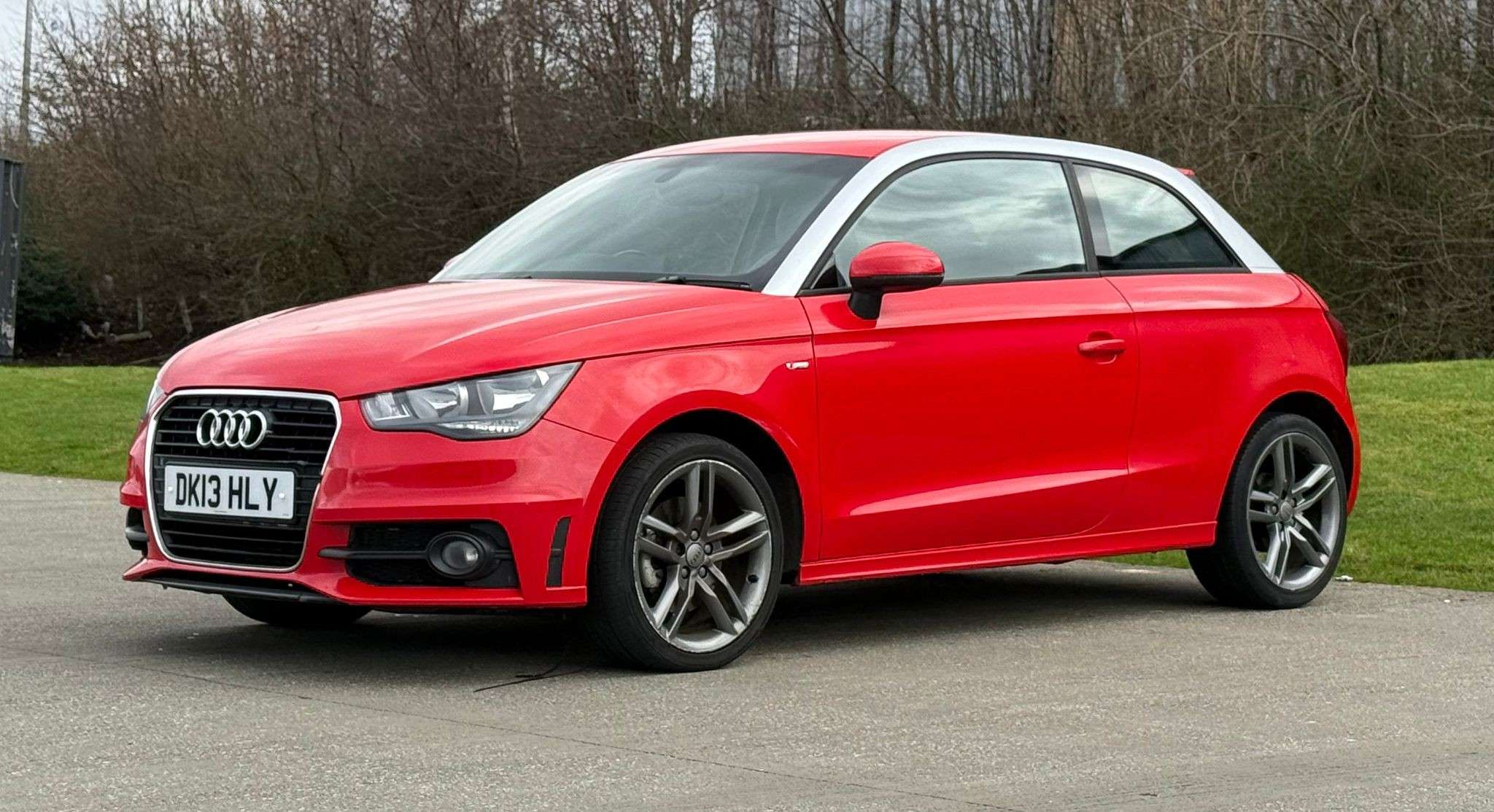 A 2013 AUDI A1 1.6 TDI S line Hatchback 3dr Diesel Manual Euro 5 (s/s) (105 ps) A 2013 AUDI A1 1.6 TDI S line Hatchback 3dr Diesel Manual Euro 5 (s/s) (105 ps)