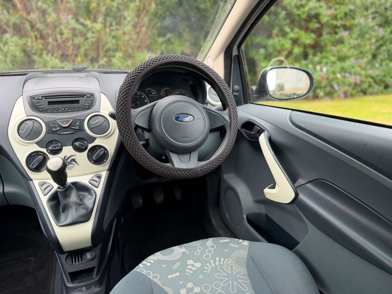 2012 FORD KA 2012 FORD KA