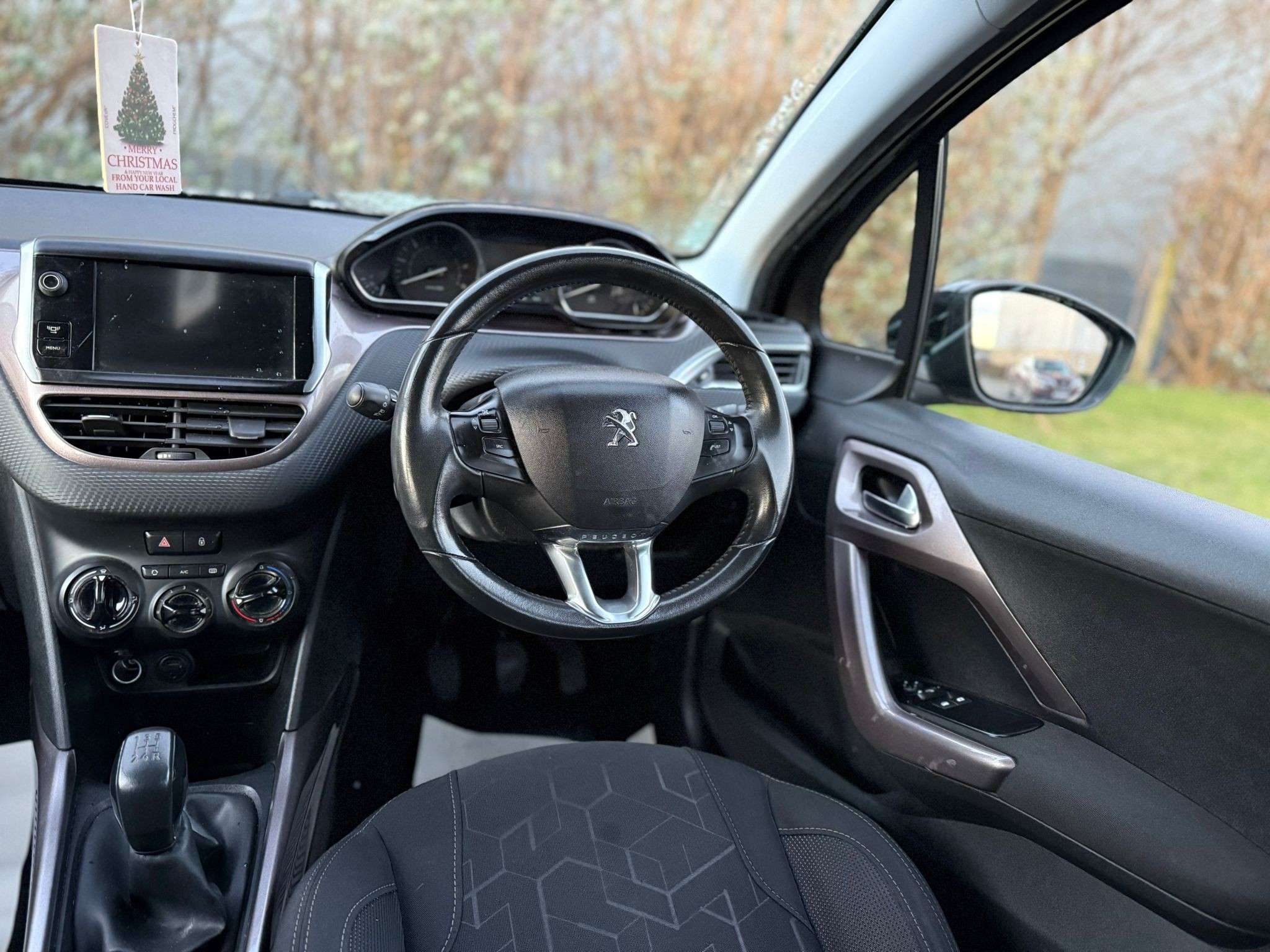 2014 PEUGEOT 2008 2014 PEUGEOT 2008