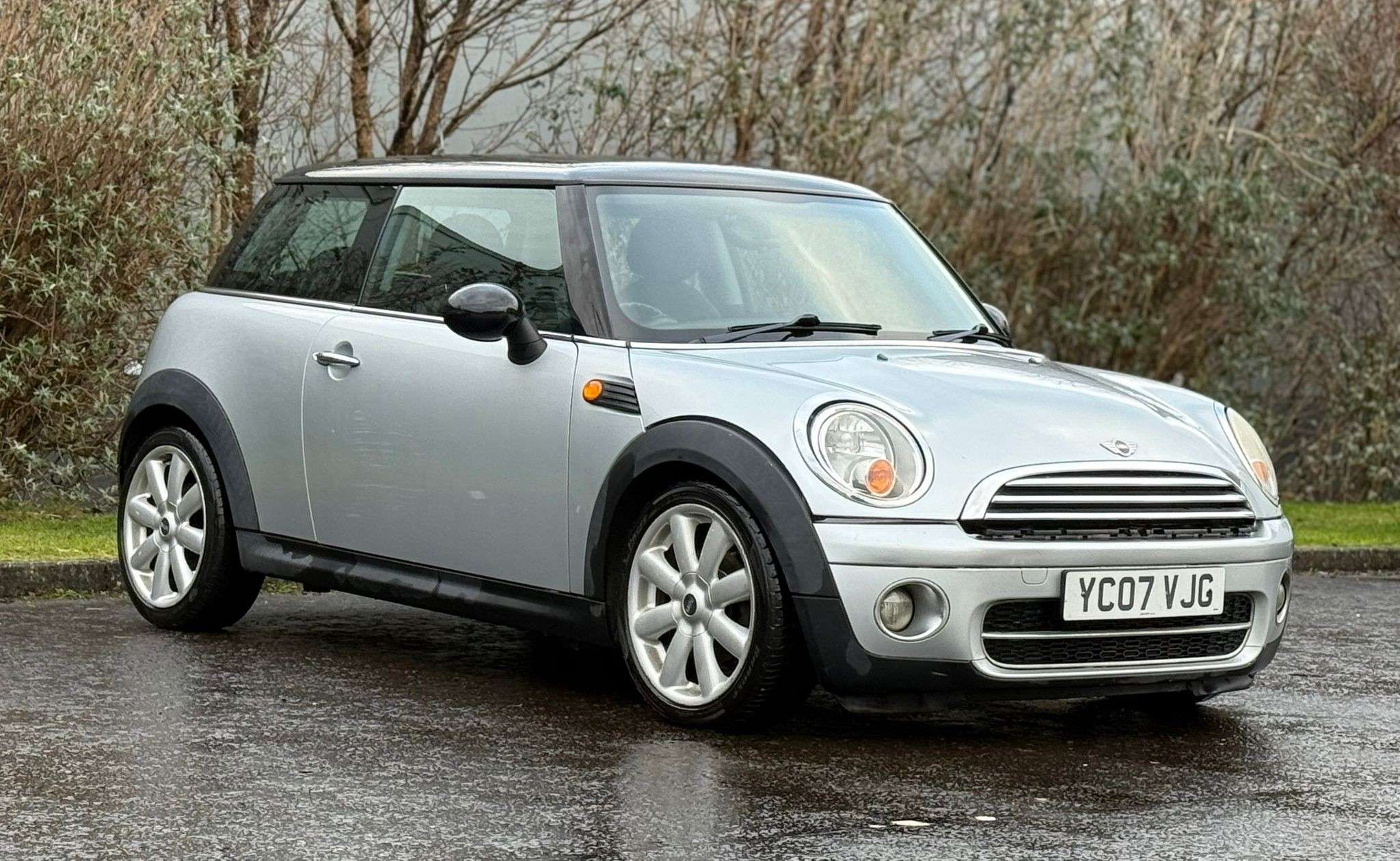 A 2007 MINI HATCH 1.6 Cooper D Hatchback 3dr Diesel Manual Euro 4 (110 ps) A 2007 MINI HATCH 1.6 Cooper D Hatchback 3dr Diesel Manual Euro 4 (110 ps)