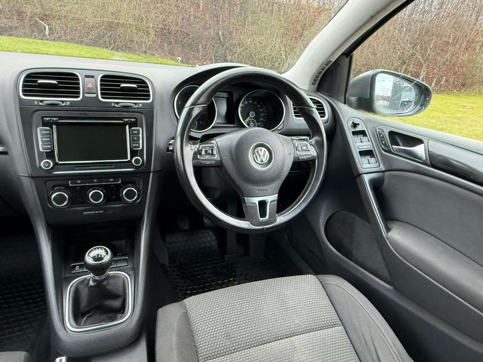 2011 VOLKSWAGEN GOLF 2011 VOLKSWAGEN GOLF