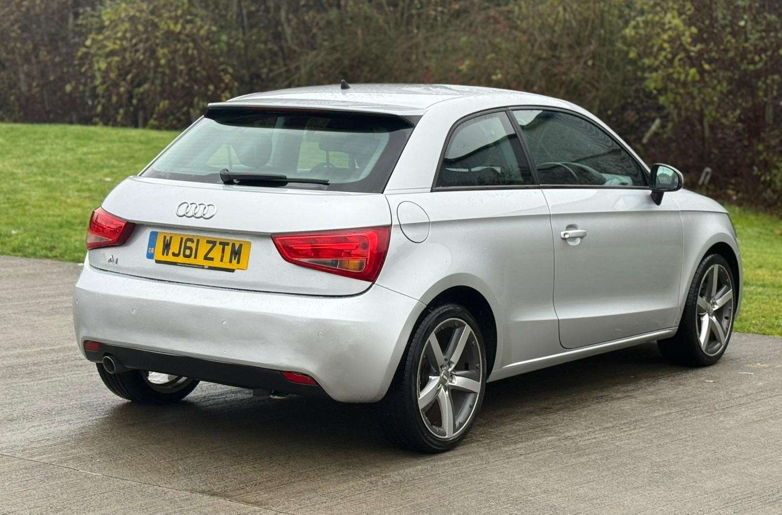 2011 AUDI A1 2011 AUDI A1