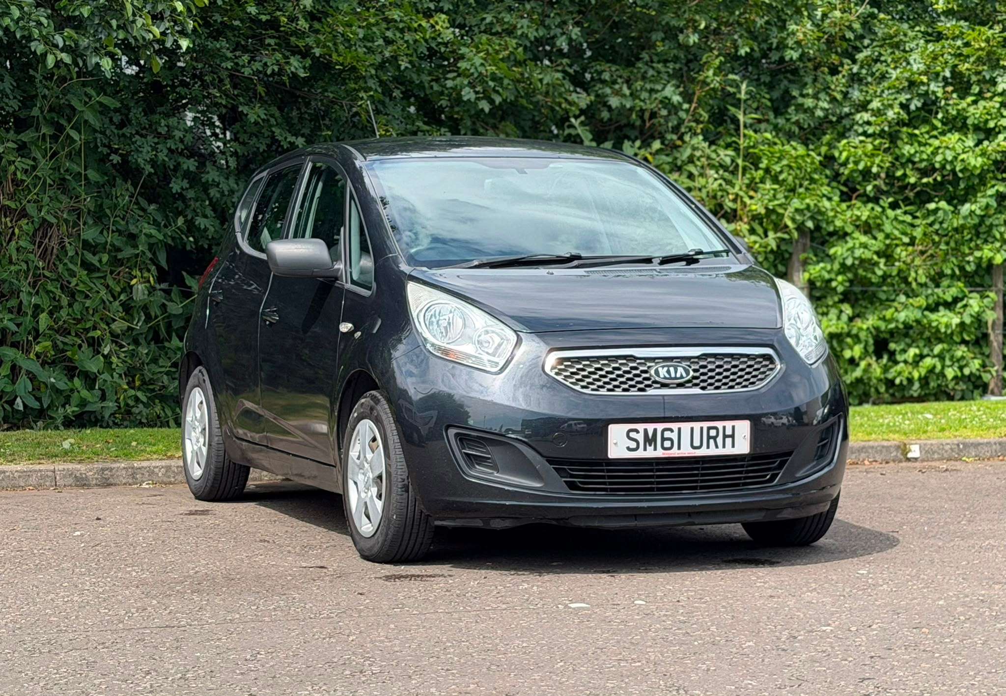 A 2012 KIA VENGA 1.4 EcoDynamics 1 MPV 5dr Petrol Manual Euro 5 (s/s) (89 bhp) A 2012 KIA VENGA 1.4 EcoDynamics 1 MPV 5dr Petrol Manual Euro 5 (s/s) (89 bhp)