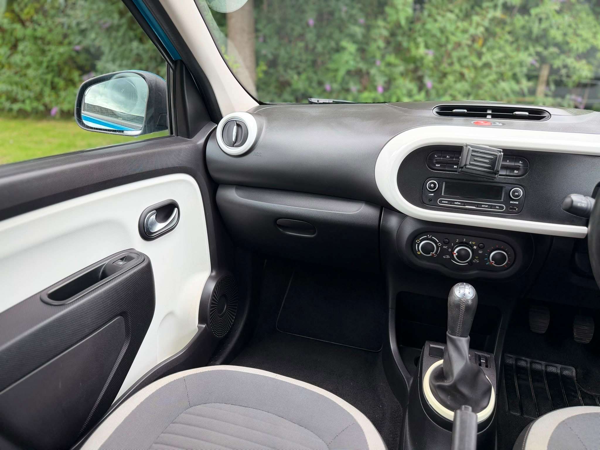 2015 RENAULT TWINGO 2015 RENAULT TWINGO