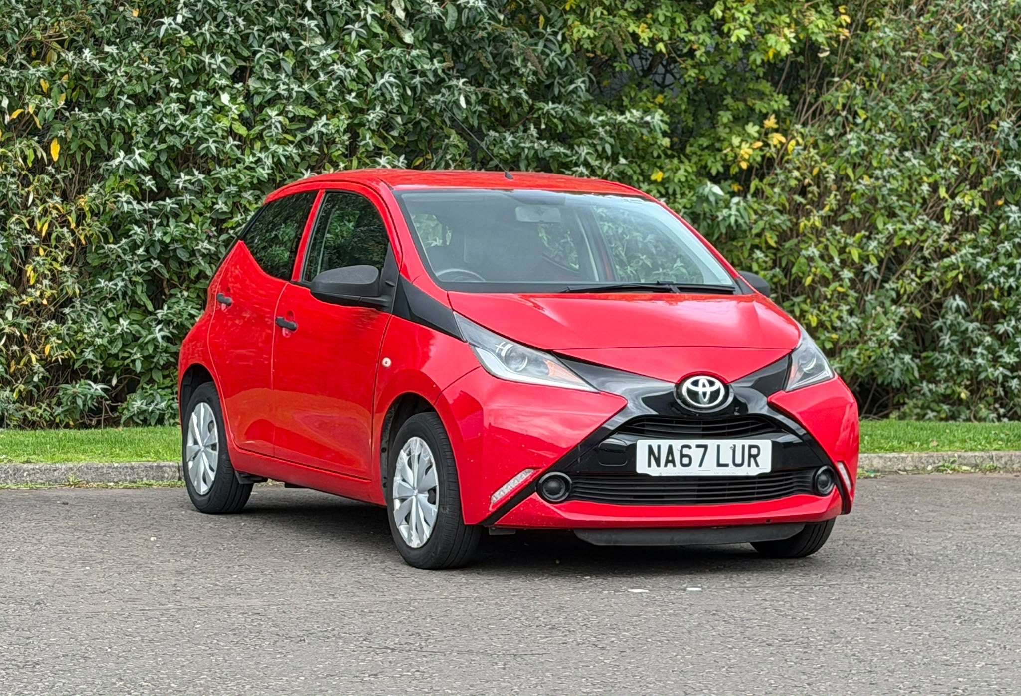 A 2017 TOYOTA AYGO 1.0 VVT-i x Hatchback 5dr Petrol Manual Euro 6 (68 ps) A 2017 TOYOTA AYGO 1.0 VVT-i x Hatchback 5dr Petrol Manual Euro 6 (68 ps)