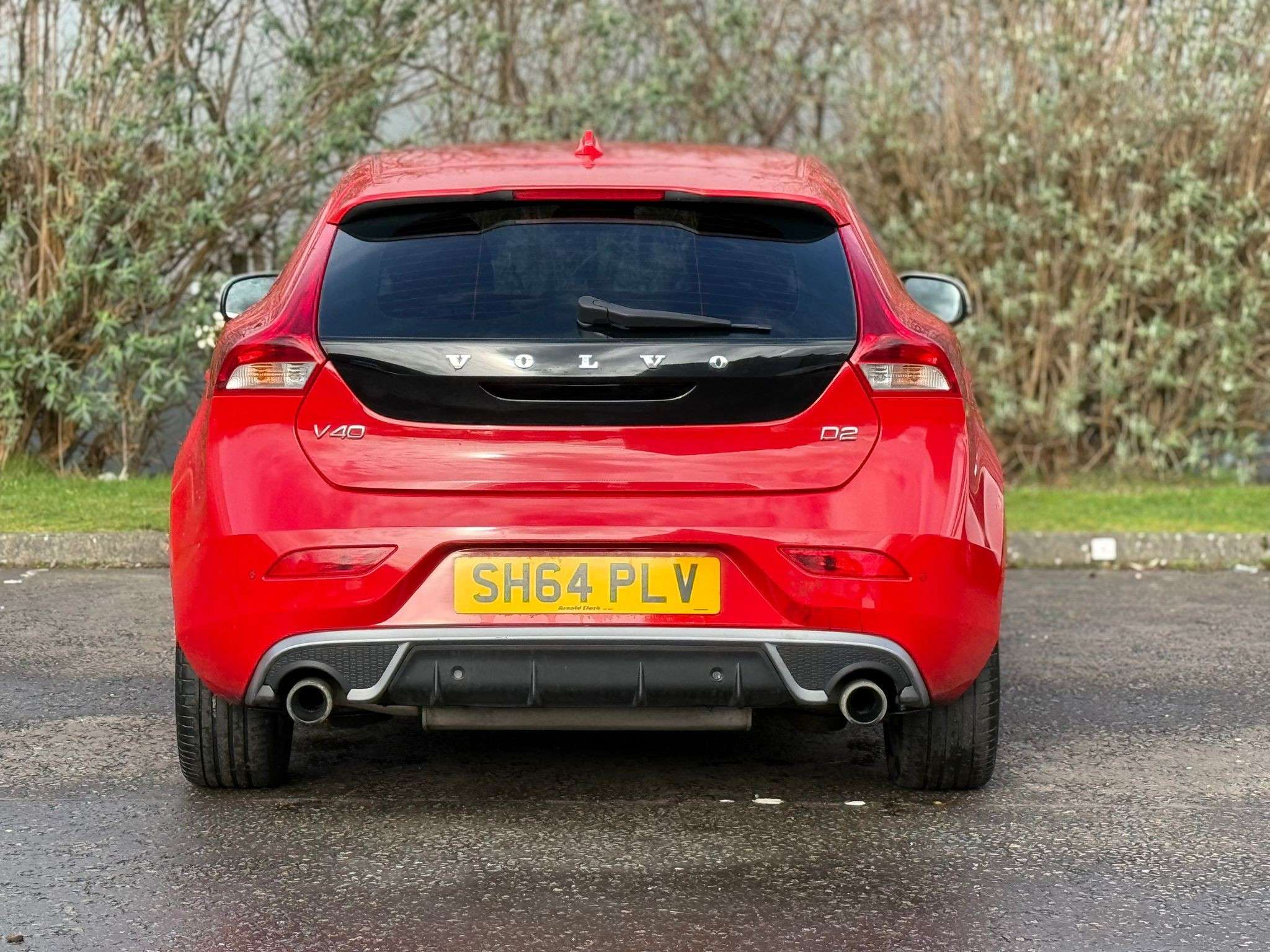 2014 VOLVO V40 2014 VOLVO V40