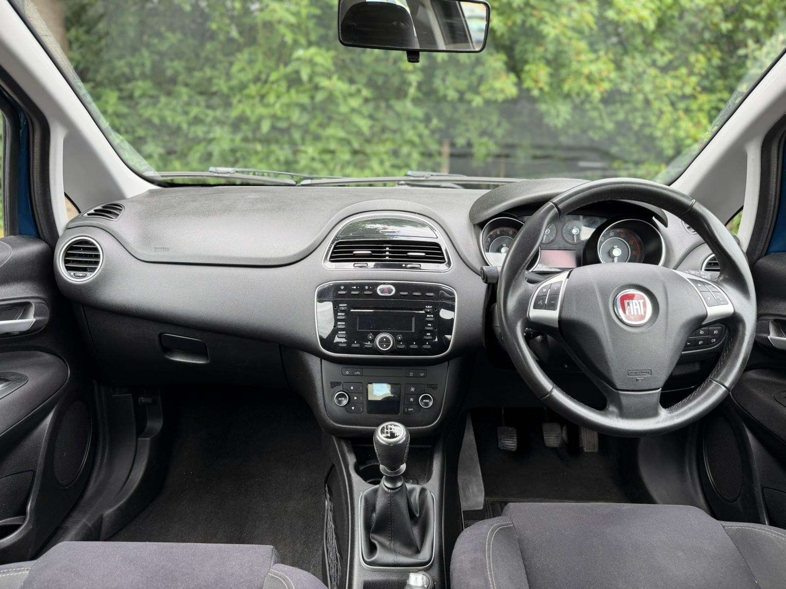2014 FIAT PUNTO 2014 FIAT PUNTO