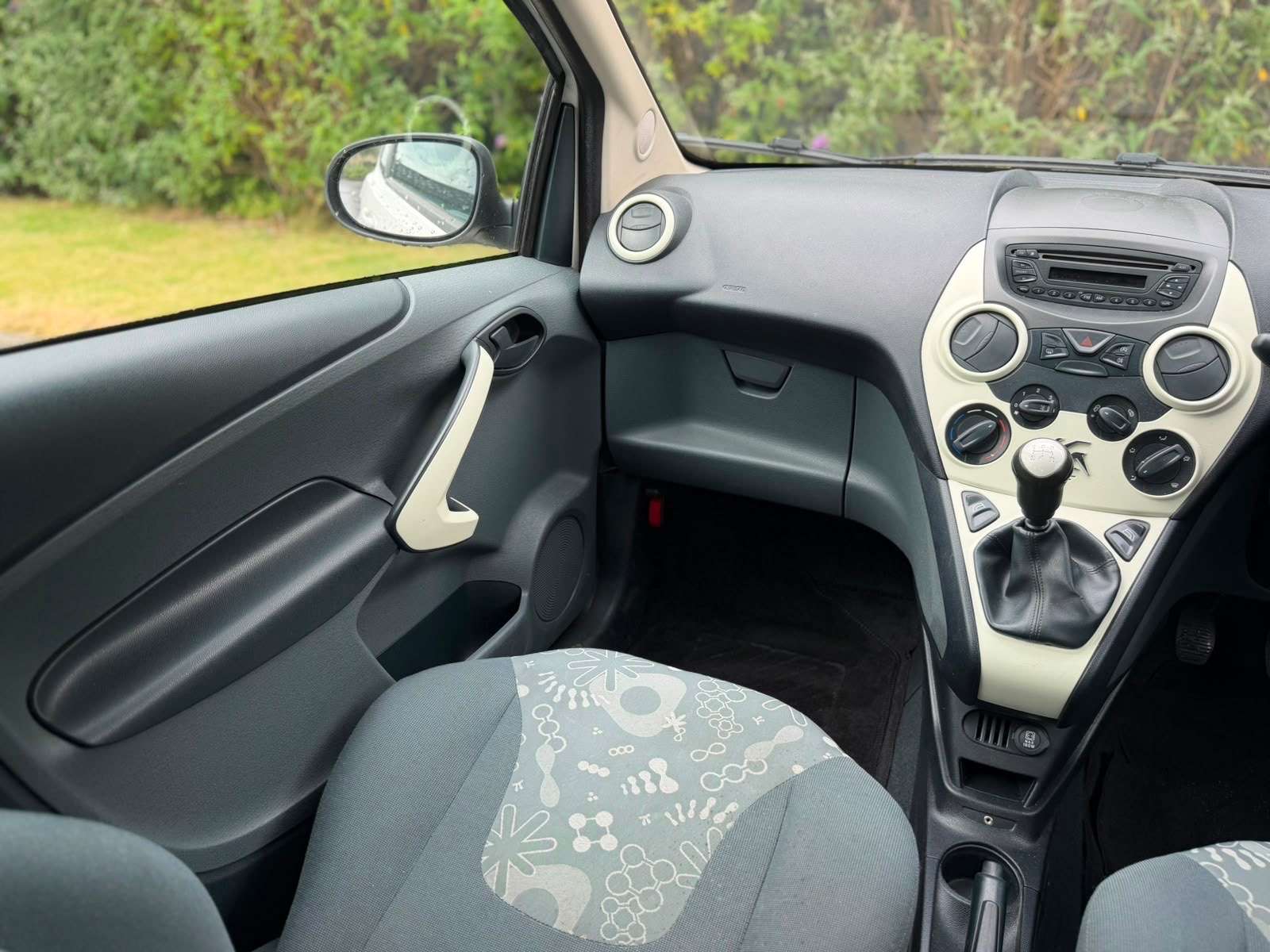 2012 FORD KA 2012 FORD KA