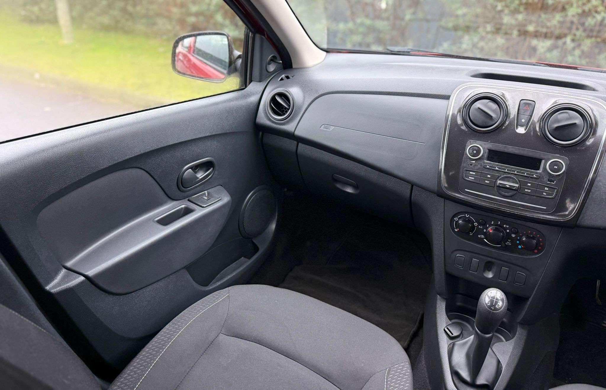 2017 DACIA SANDERO 2017 DACIA SANDERO