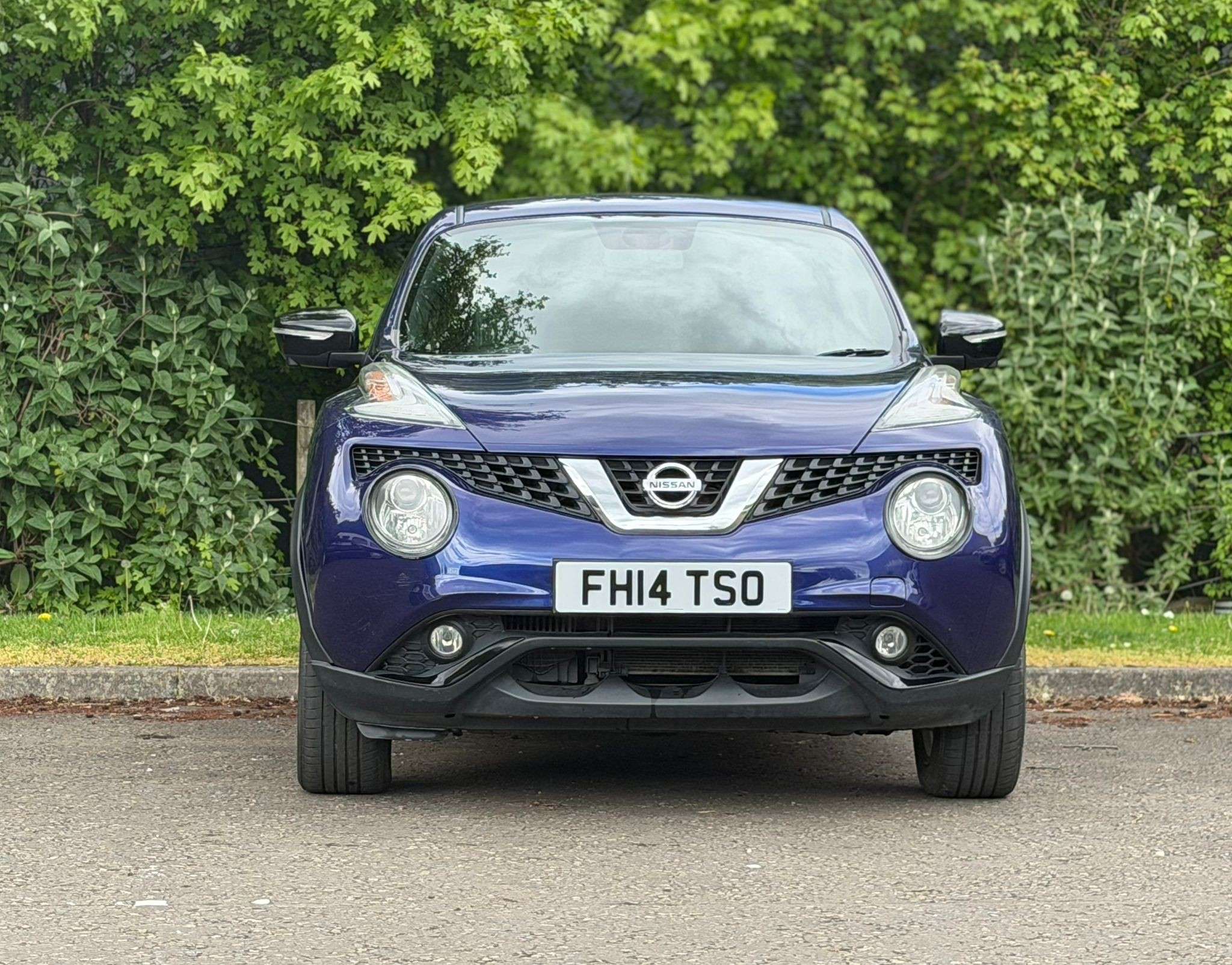 A 2014 NISSAN JUKE 1.5 dCi 8v Tekna SUV 5dr Diesel Manual Euro 5 (s/s) (110 ps) A 2014 NISSAN JUKE 1.5 dCi 8v Tekna SUV 5dr Diesel Manual Euro 5 (s/s) (110 ps)