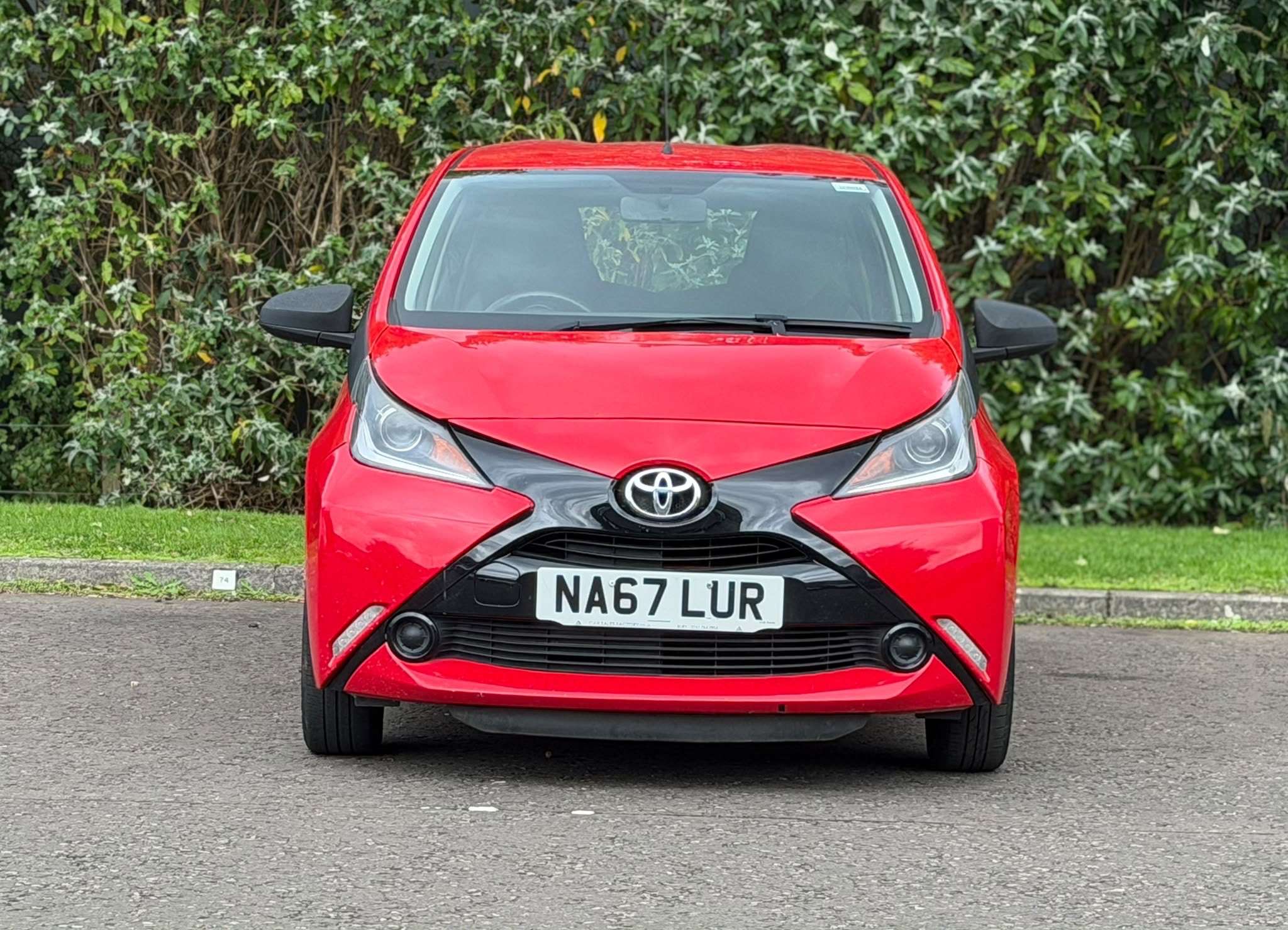 A 2017 TOYOTA AYGO 1.0 VVT-i x Hatchback 5dr Petrol Manual Euro 6 (68 ps) A 2017 TOYOTA AYGO 1.0 VVT-i x Hatchback 5dr Petrol Manual Euro 6 (68 ps)