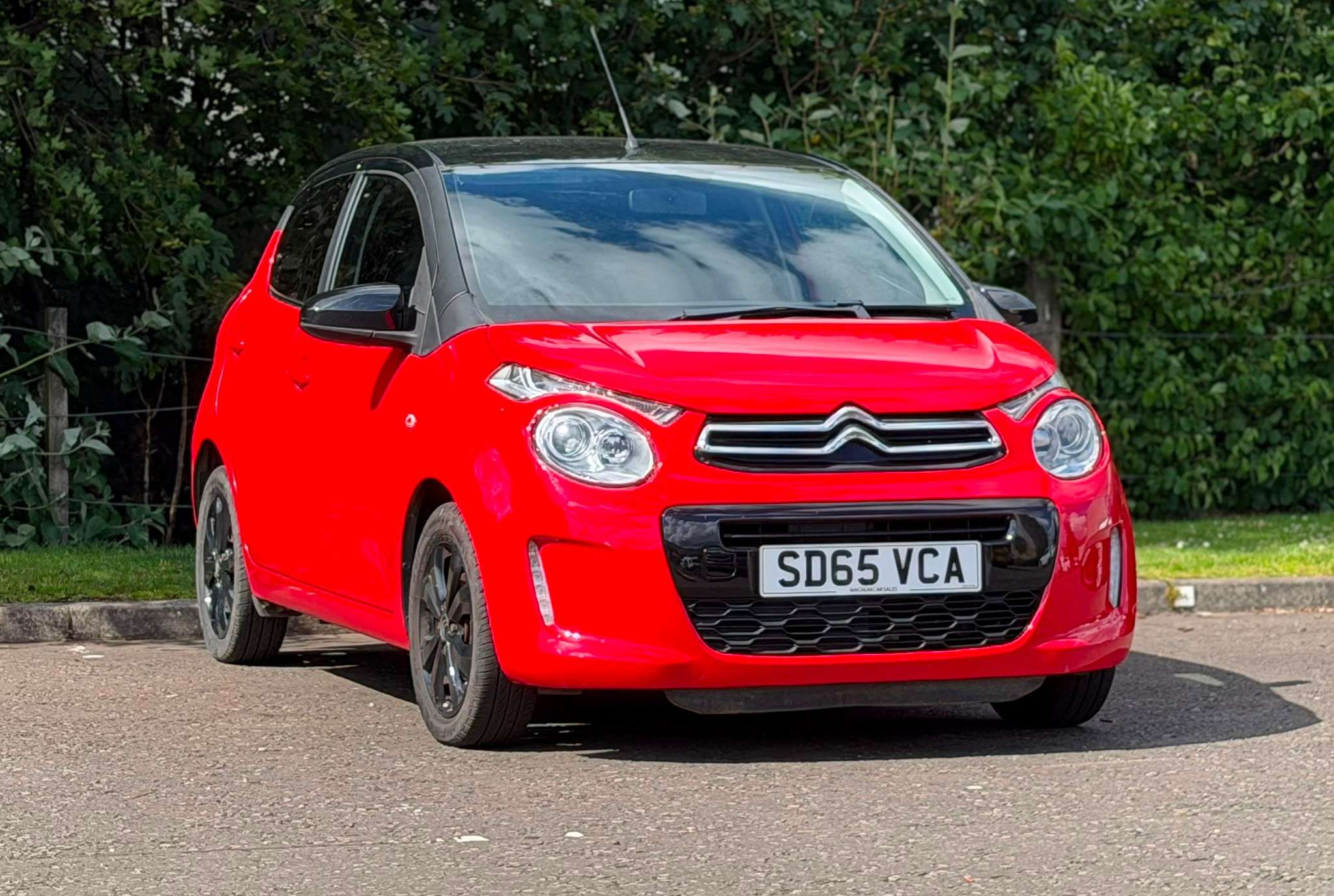 A 2015 CITROEN C1 1.2 PureTech Flair Hatchback 5dr Petrol Manual Euro 6 (82 ps) A 2015 CITROEN C1 1.2 PureTech Flair Hatchback 5dr Petrol Manual Euro 6 (82 ps)