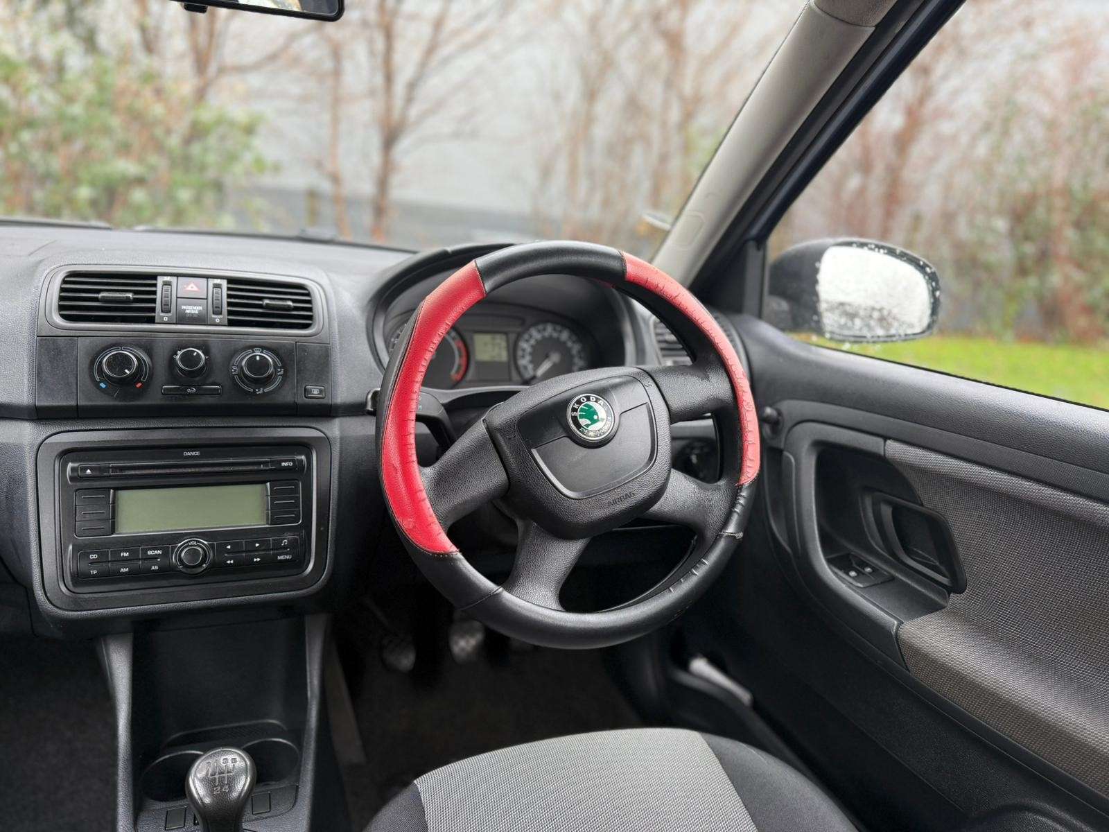 2009 SKODA FABIA 2009 SKODA FABIA