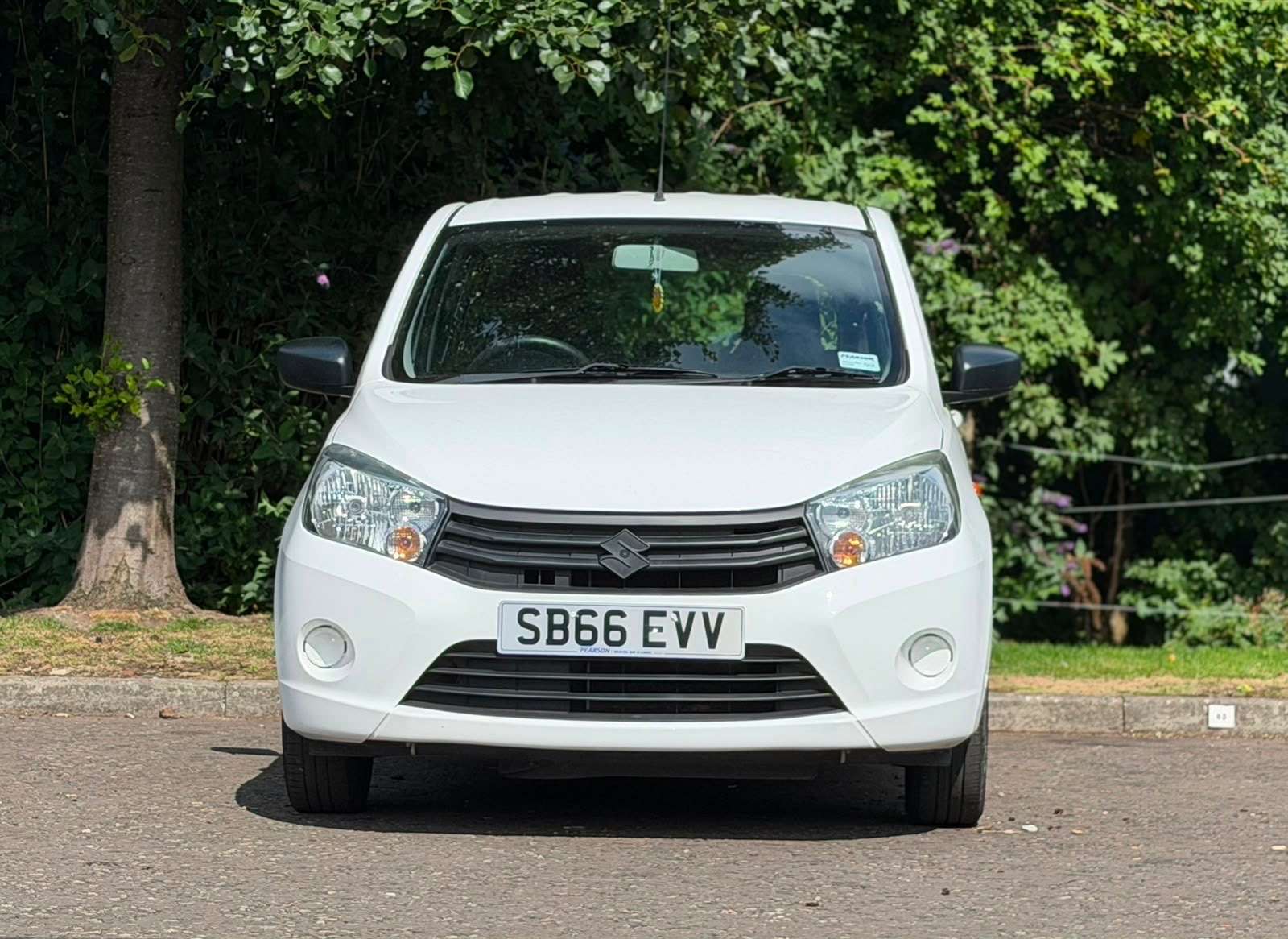 A 2016 SUZUKI CELERIO 1.0 SZ2 Hatchback 5dr Petrol Manual Euro 6 (68 ps) A 2016 SUZUKI CELERIO 1.0 SZ2 Hatchback 5dr Petrol Manual Euro 6 (68 ps)