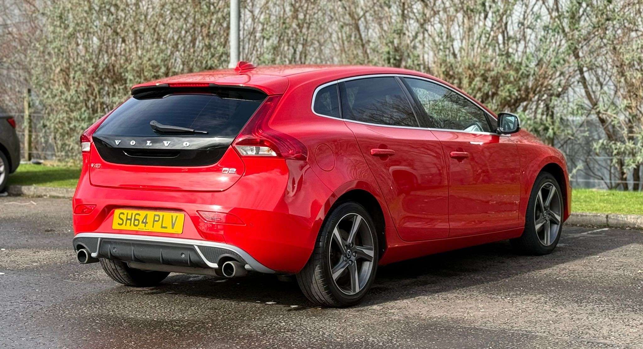 2014 VOLVO V40 2014 VOLVO V40