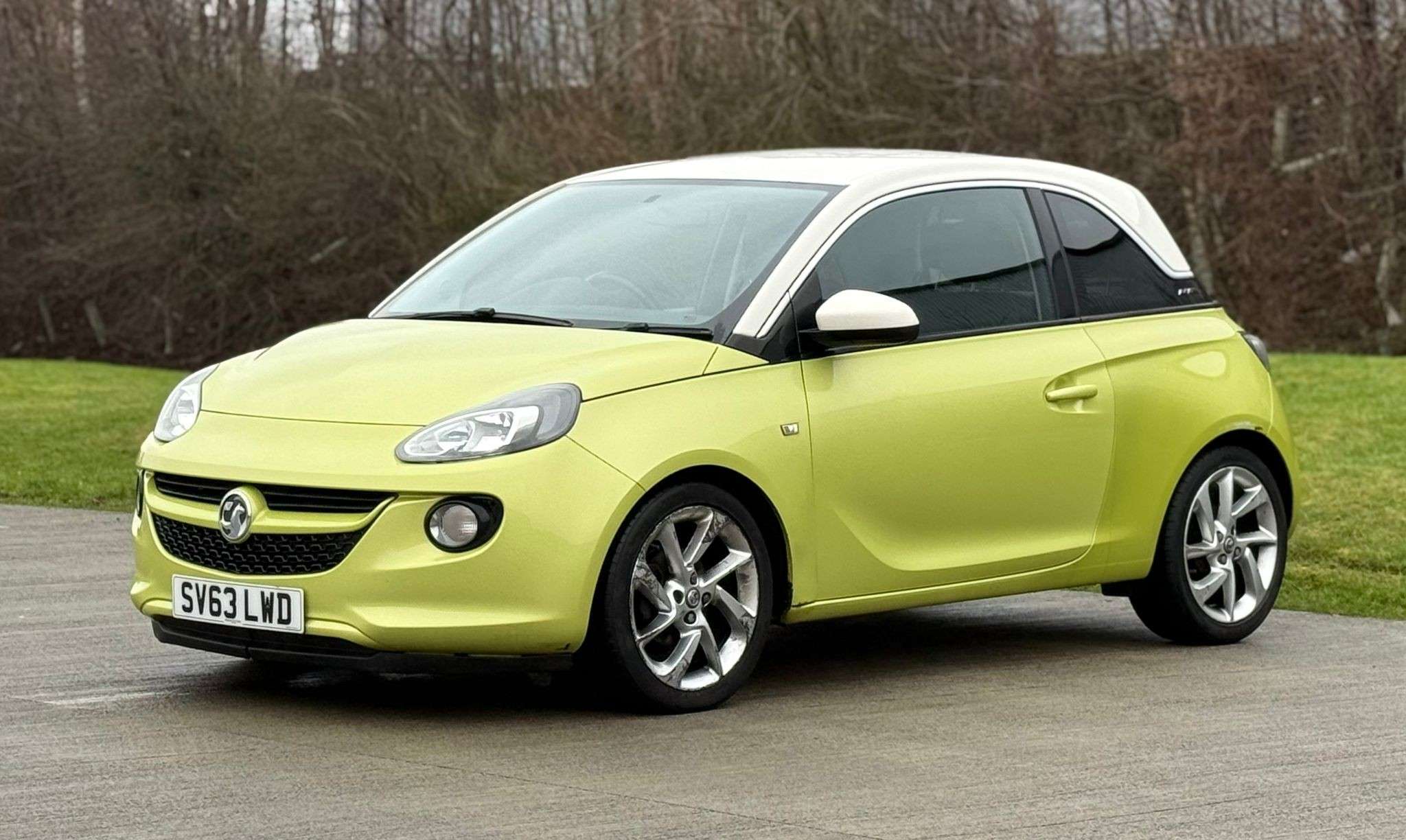 A 2013 VAUXHALL ADAM 1.2 16v SLAM Hatchback 3dr Petrol Manual Euro 5 (70 ps) A 2013 VAUXHALL ADAM 1.2 16v SLAM Hatchback 3dr Petrol Manual Euro 5 (70 ps)
