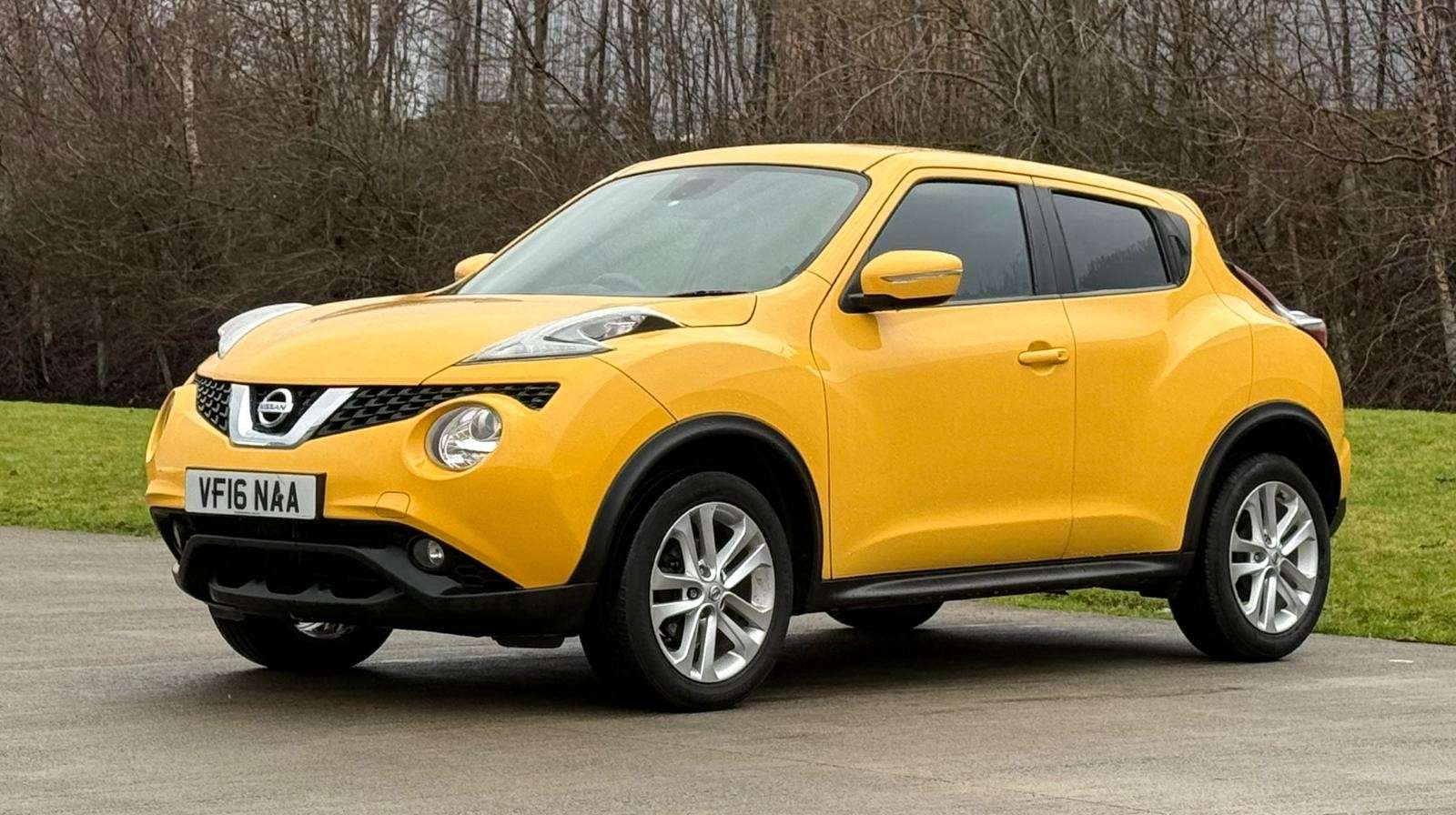 A 2016 NISSAN JUKE 1.5 dCi N-Connecta SUV 5dr Diesel Manual Euro 6 (s/s) (110 ps) A 2016 NISSAN JUKE 1.5 dCi N-Connecta SUV 5dr Diesel Manual Euro 6 (s/s) (110 ps)