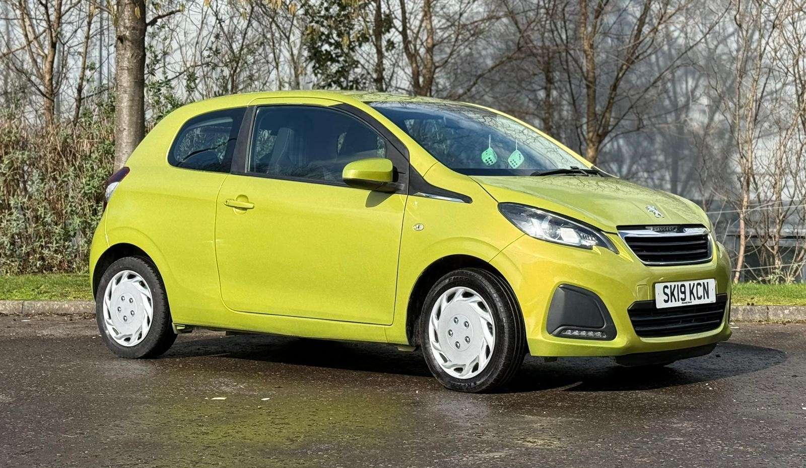 A 2019 PEUGEOT 108 1.0 Active Hatchback 3dr Petrol Manual Euro 6 (72 ps) A 2019 PEUGEOT 108 1.0 Active Hatchback 3dr Petrol Manual Euro 6 (72 ps)