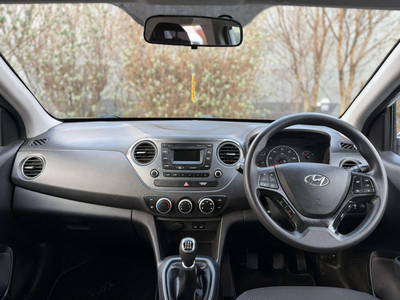 2017 HYUNDAI I10 2017 HYUNDAI I10