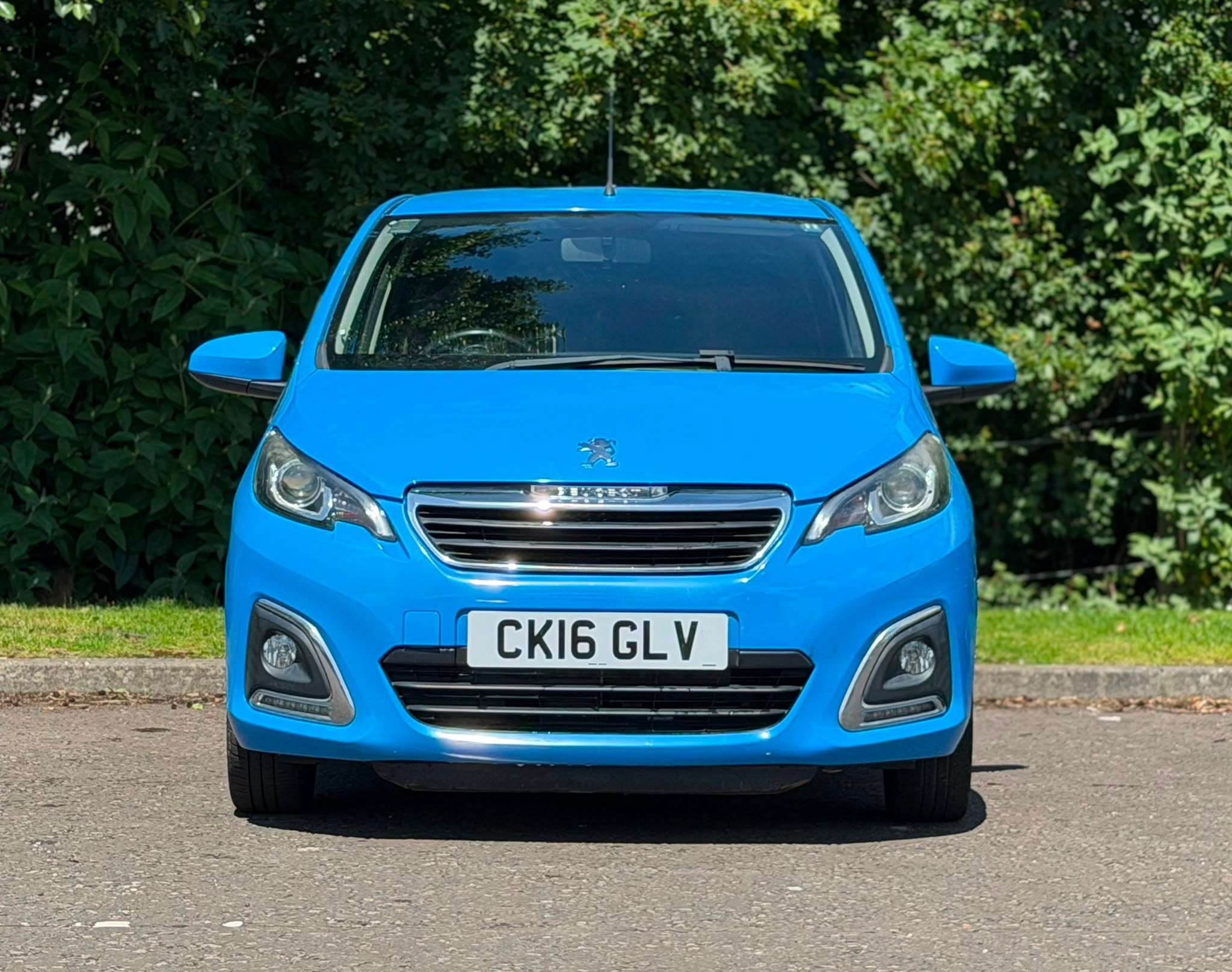 A 2016 PEUGEOT 108 1.2 PureTech Allure Hatchback 5dr Petrol Manual Euro 6 (82 ps) A 2016 PEUGEOT 108 1.2 PureTech Allure Hatchback 5dr Petrol Manual Euro 6 (82 ps)