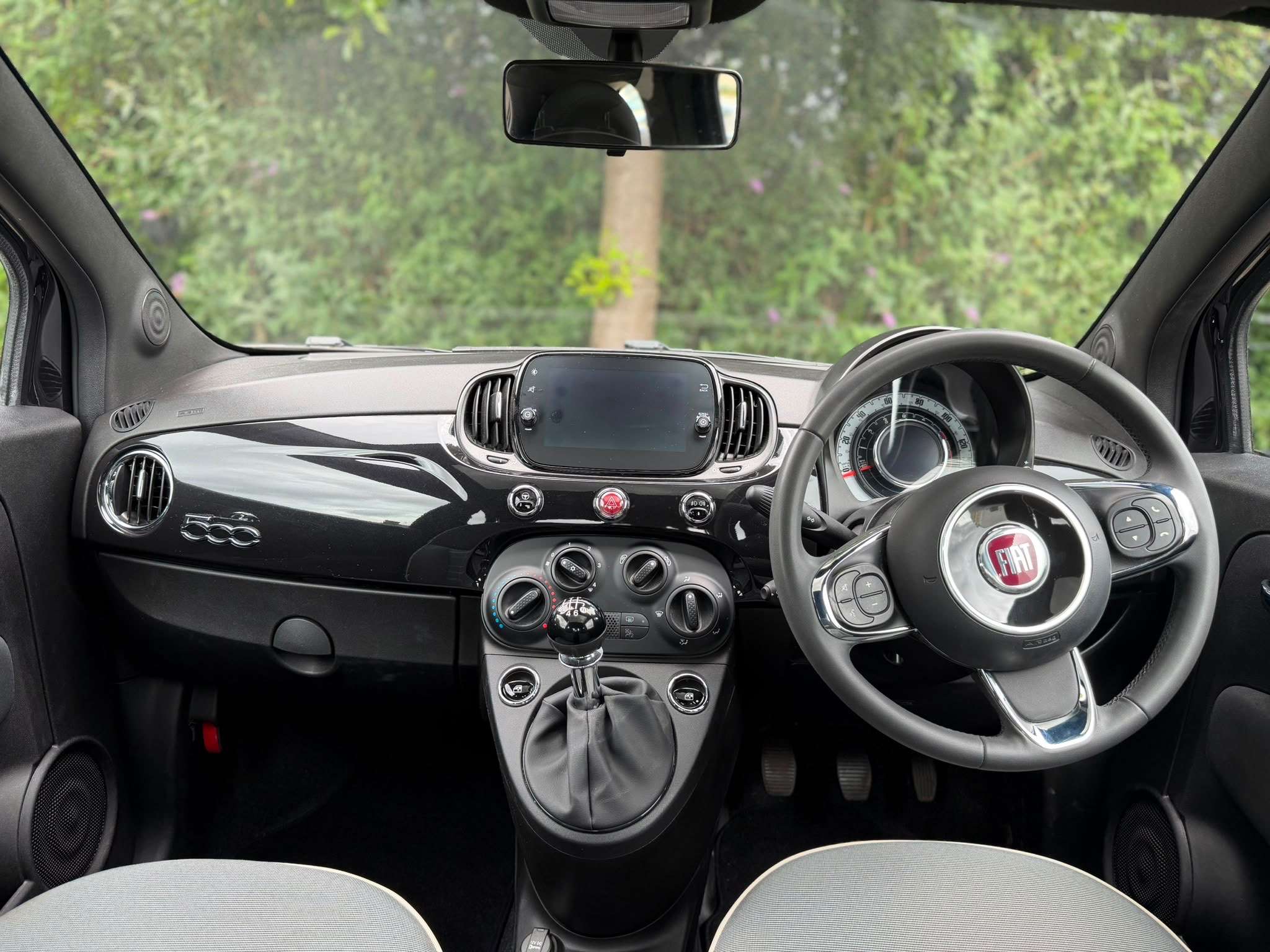 2021 FIAT 500 2021 FIAT 500