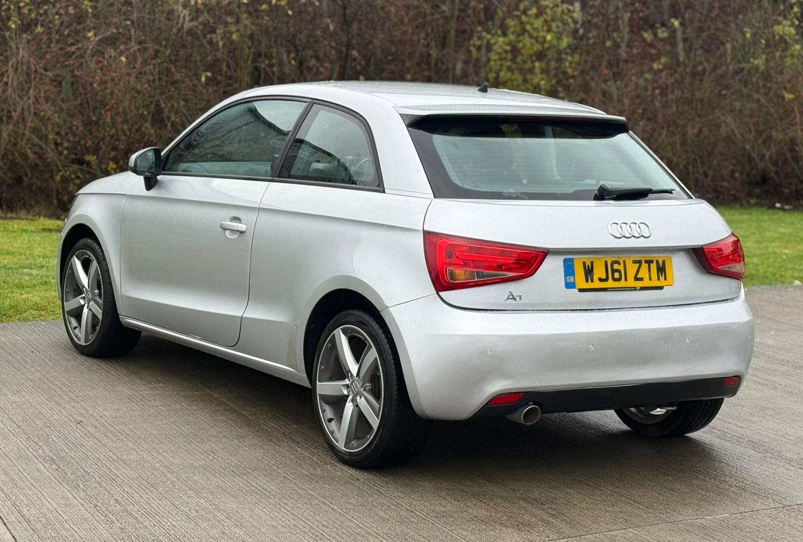 2011 AUDI A1 2011 AUDI A1