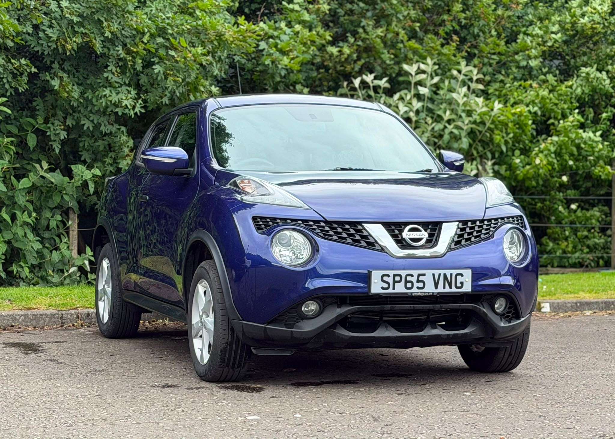 A 2015 NISSAN JUKE 1.6 Visia SUV 5dr Petrol Manual Euro 6 (94 ps) A 2015 NISSAN JUKE 1.6 Visia SUV 5dr Petrol Manual Euro 6 (94 ps)