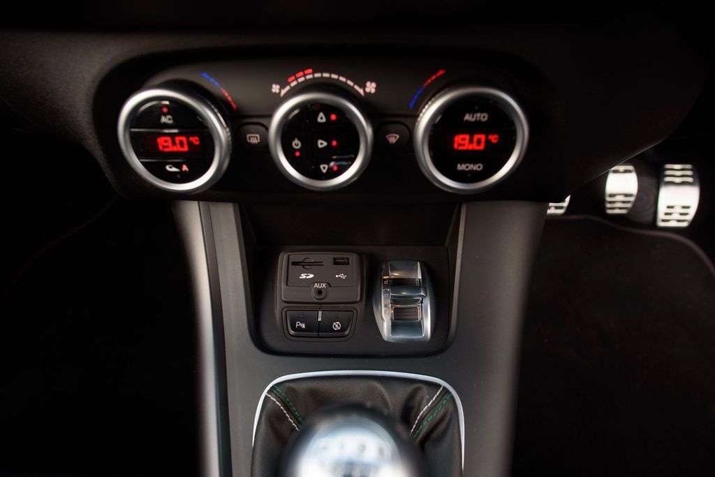 2016 ALFA ROMEO GIULIETTA 2016 ALFA ROMEO GIULIETTA