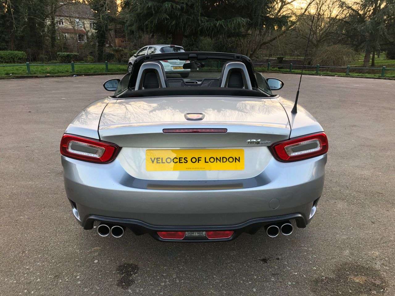 2017 ABARTH 124 2017 ABARTH 124