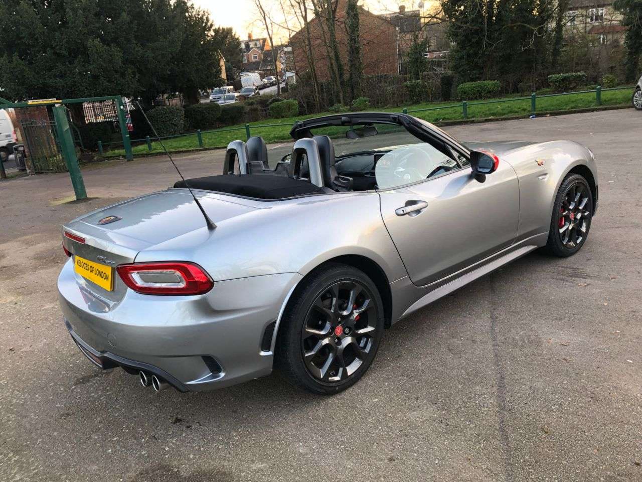 2017 ABARTH 124 2017 ABARTH 124