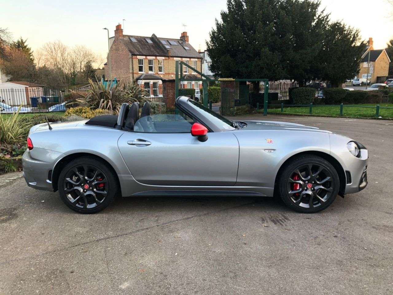2017 ABARTH 124 2017 ABARTH 124