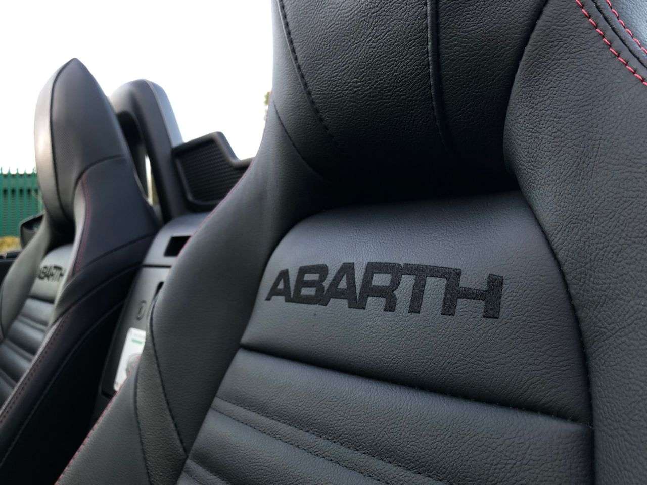 2017 ABARTH 124 2017 ABARTH 124