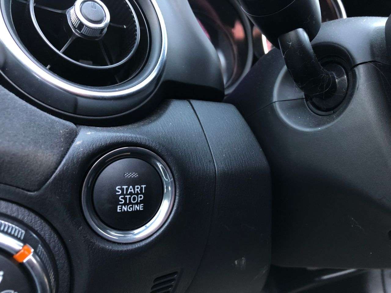 2017 ABARTH 124 2017 ABARTH 124