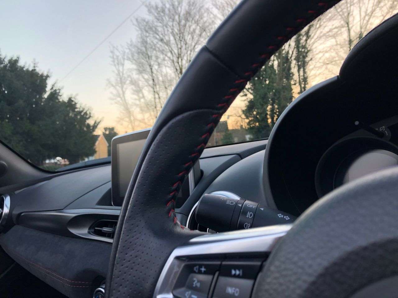 2017 ABARTH 124 2017 ABARTH 124