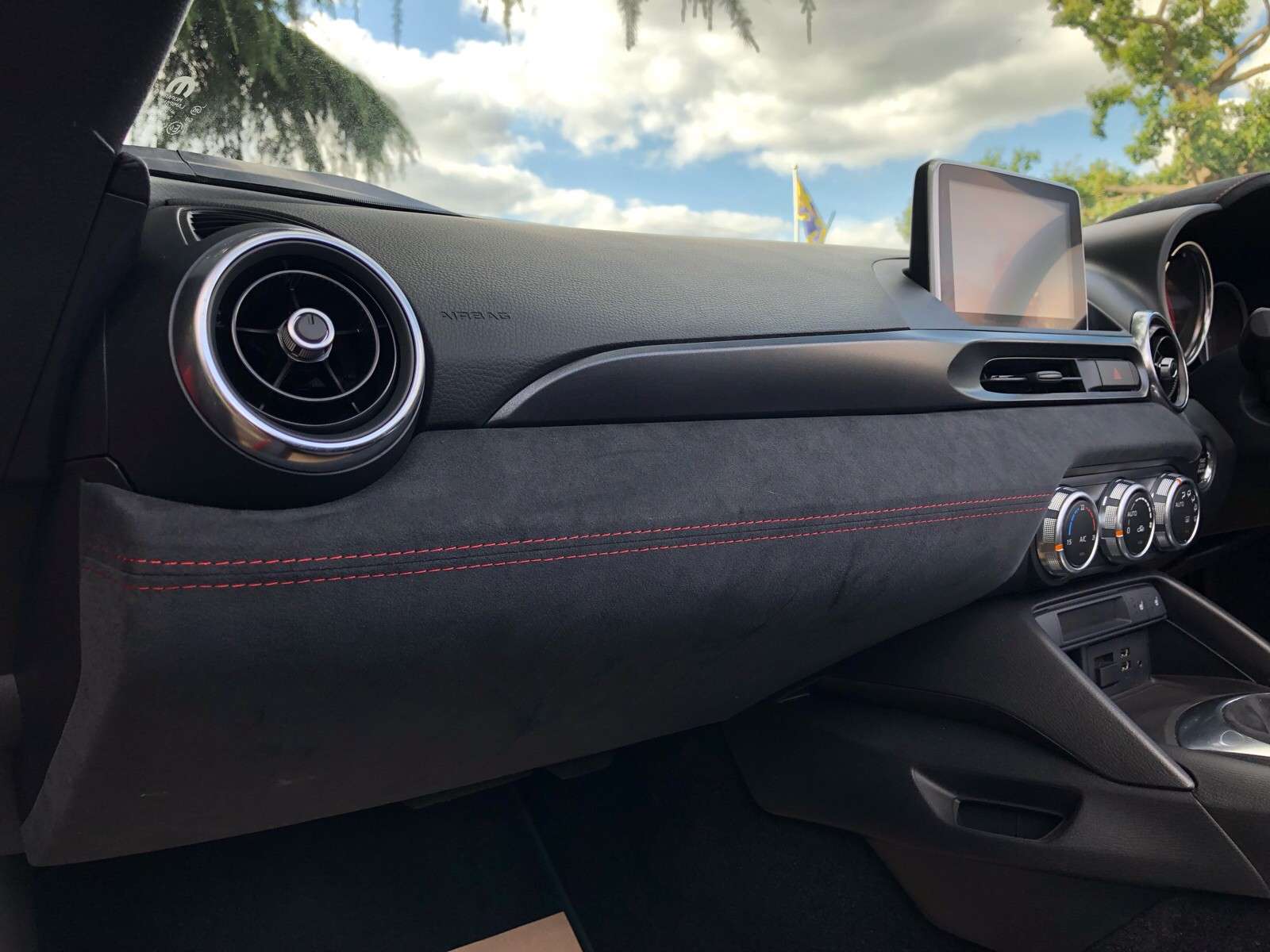 2017 ABARTH 124 2017 ABARTH 124