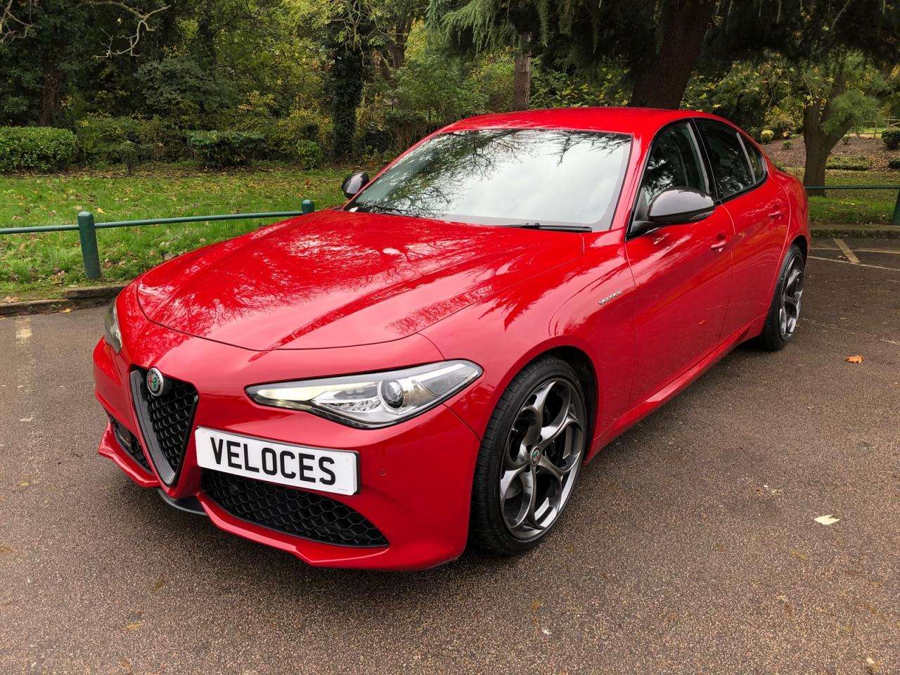 A 2018 ALFA ROMEO GIULIA 2.0 TB VELOCE 4d AUTO 300 BHP JUST HAD FULL AUX BELT SERVICE A 2018 ALFA ROMEO GIULIA 2.0 TB VELOCE 4d AUTO 300 BHP JUST HAD FULL AUX BELT SERVICE