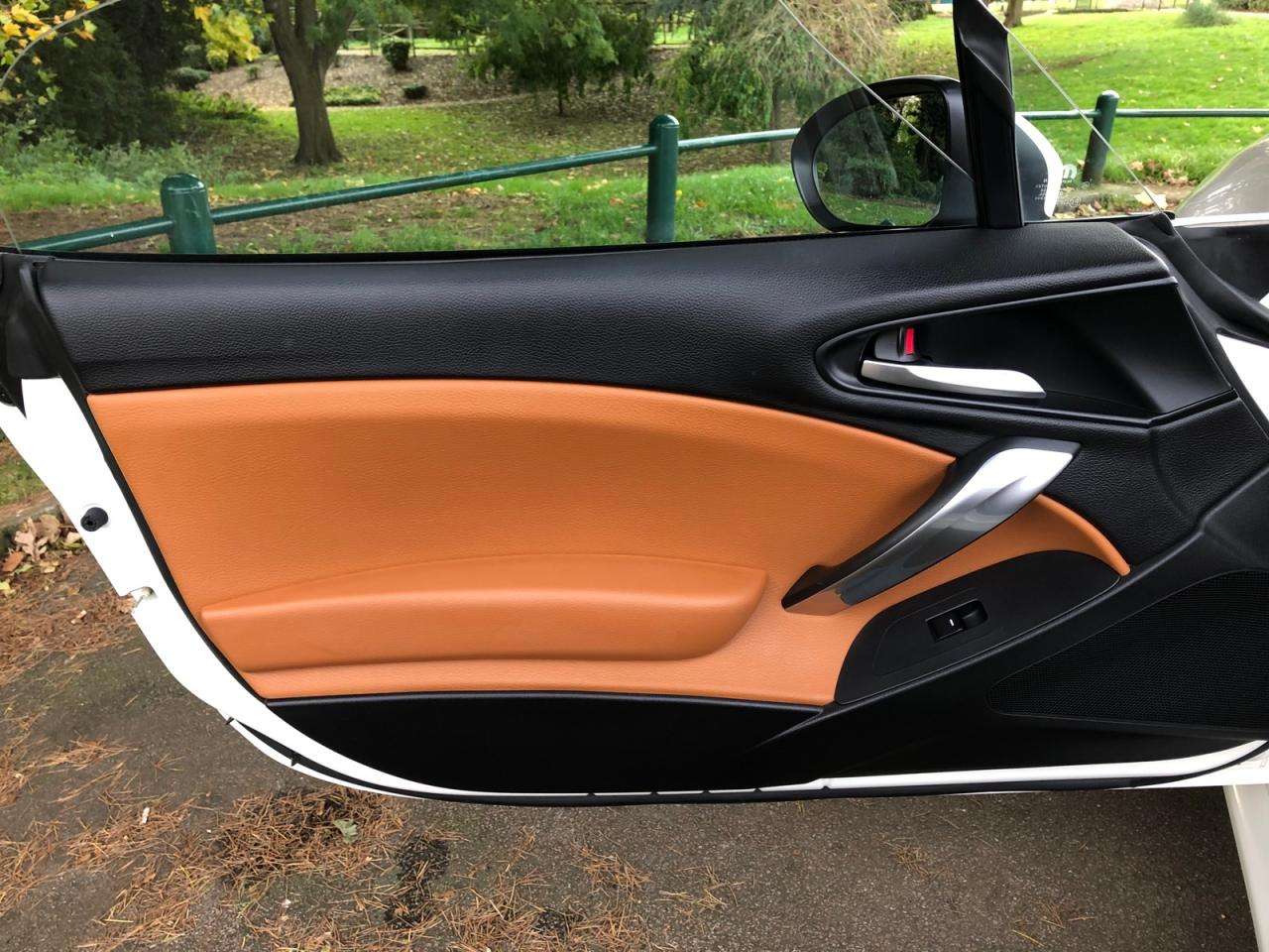 2017 FIAT 124 2017 FIAT 124