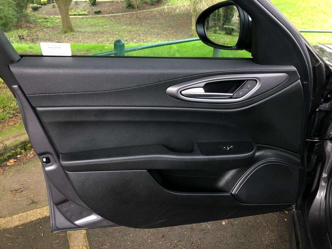 2019 ALFA ROMEO GIULIA 2019 ALFA ROMEO GIULIA