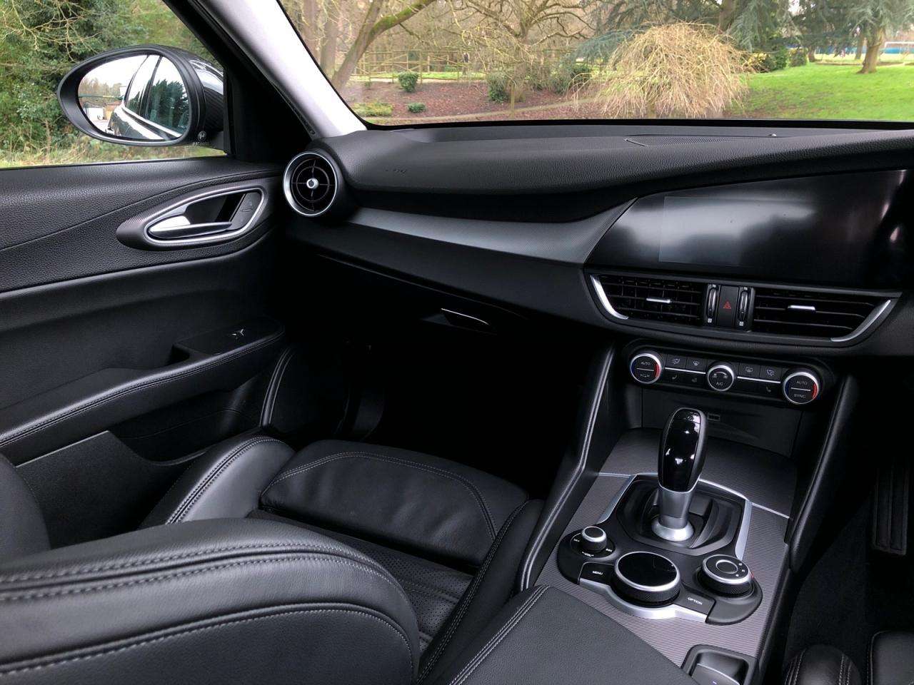 2019 ALFA ROMEO GIULIA 2019 ALFA ROMEO GIULIA