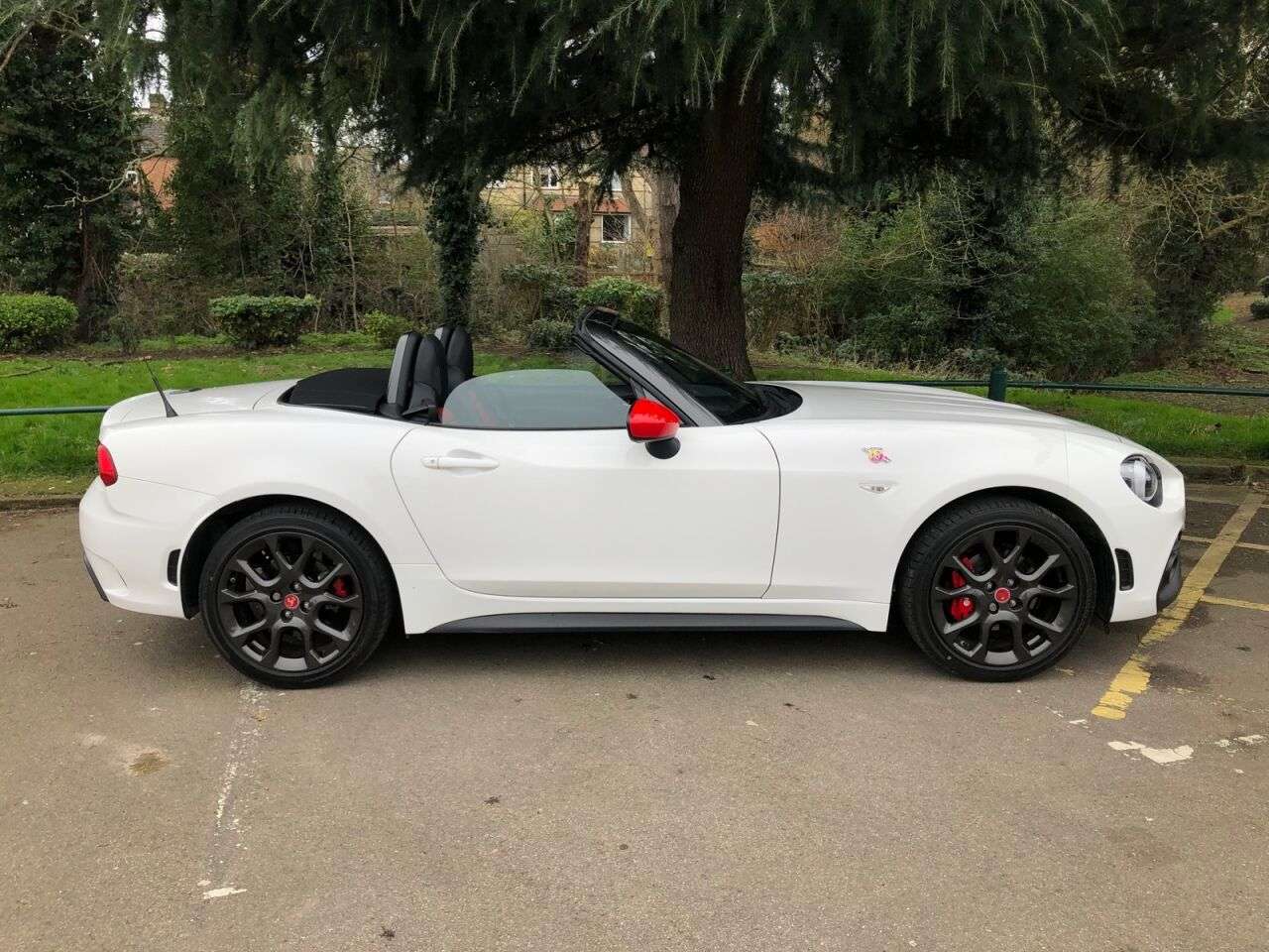 2017 ABARTH 124 2017 ABARTH 124