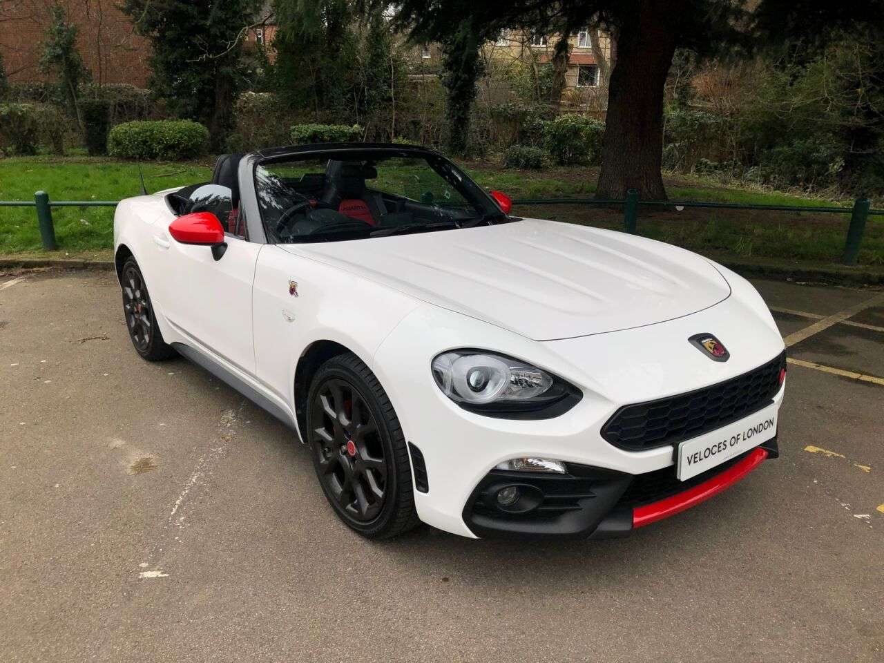 2017 ABARTH 124 2017 ABARTH 124