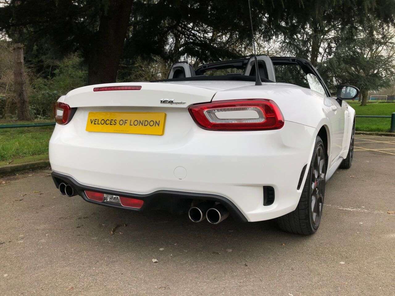 2017 ABARTH 124 2017 ABARTH 124